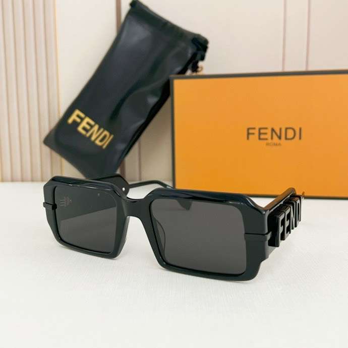 Picture of Fendi Sunglasses _SKUfw50676146fw